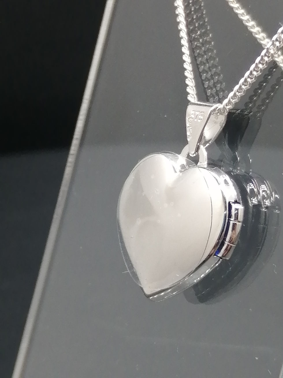 Thumbnail: 9ct White Gold Swirl Heart Locket