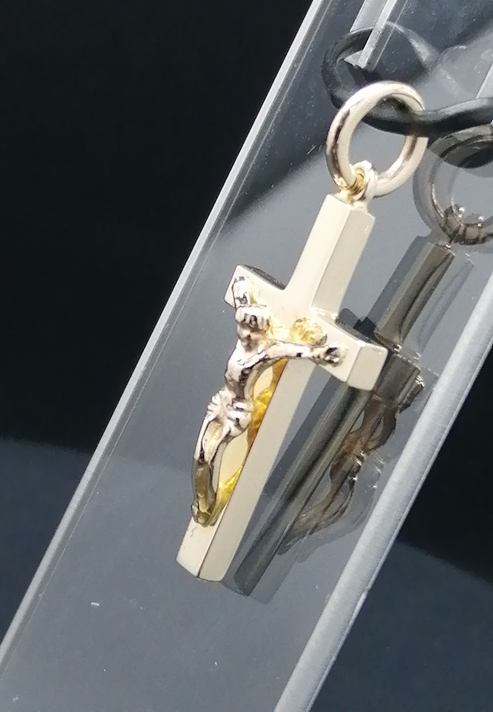 Thumbnail: 9ct Yellow Gold Crucifix Pendant