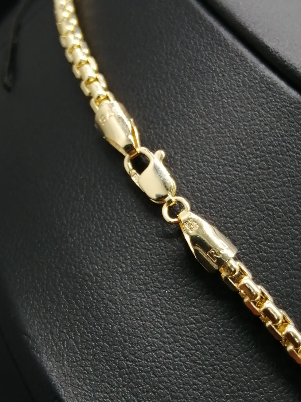 Thumbnail: 9ct Gold Round Box Chain - 2.8mm