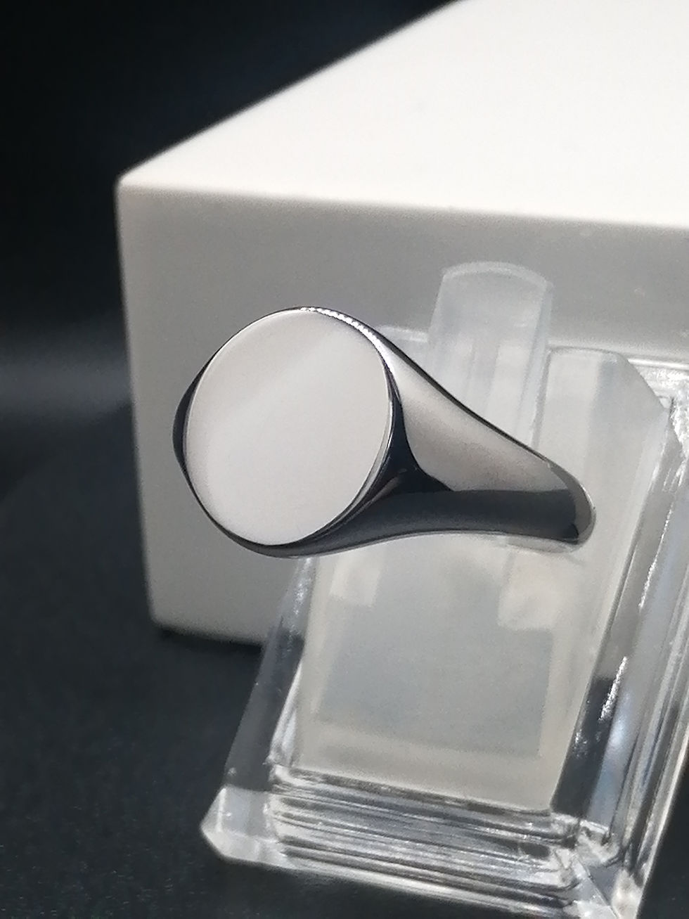 Thumbnail: 925 Silver Round Plain Signet Ring