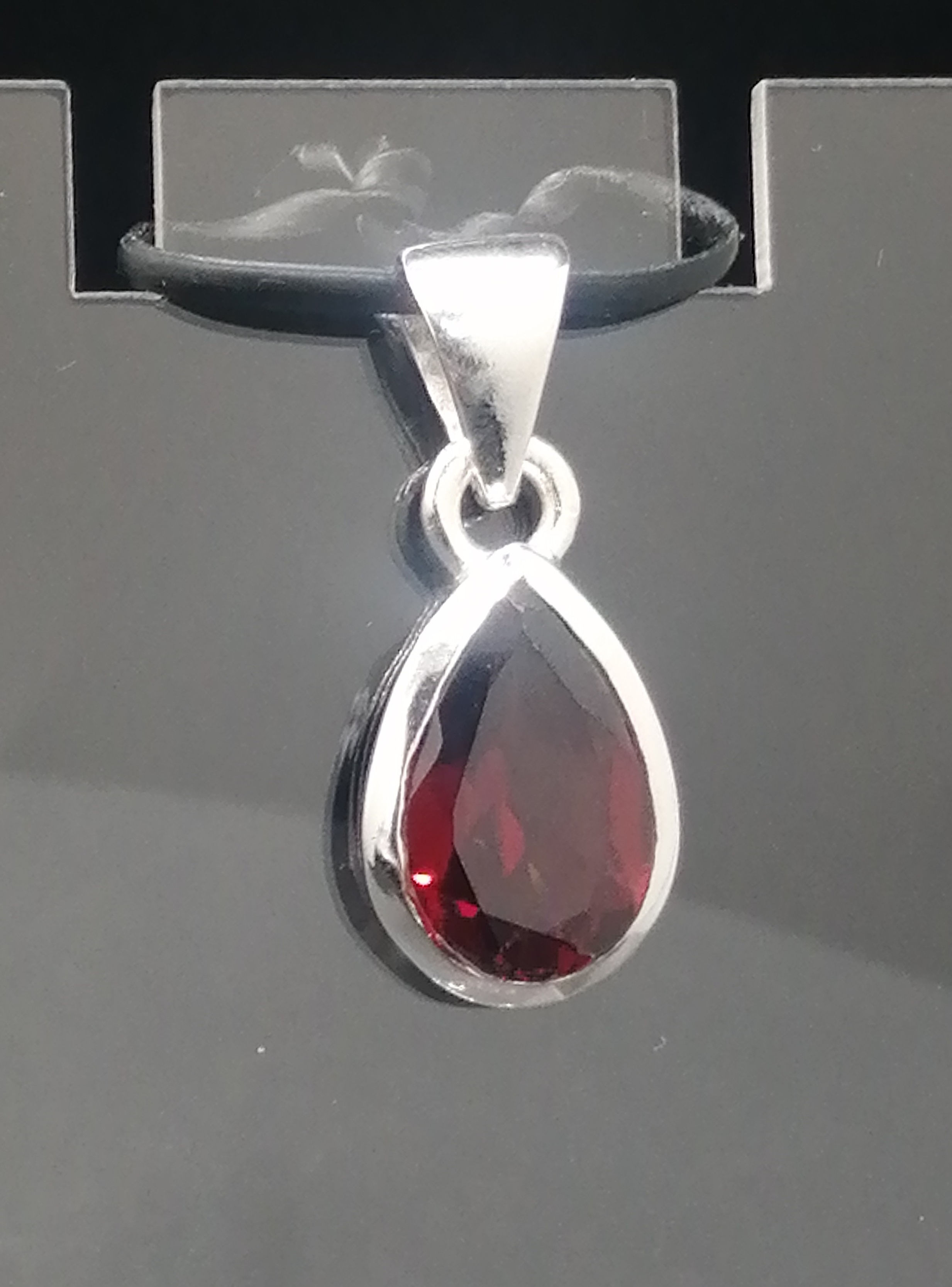 925 Silver Garnet Rub Over Teardrop Pendant