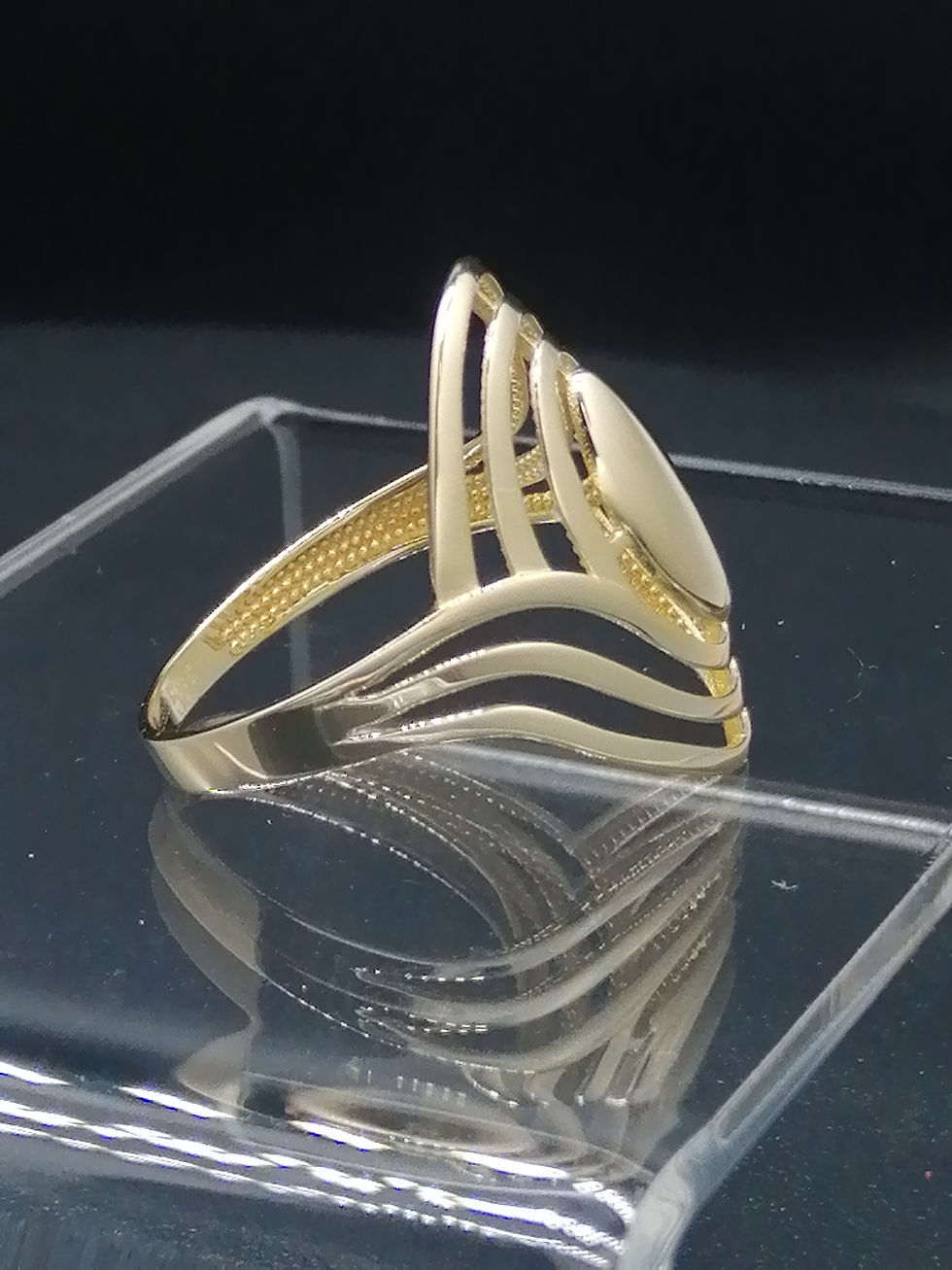 Thumbnail: 14ct Yellow Gold Open Ovals Ring