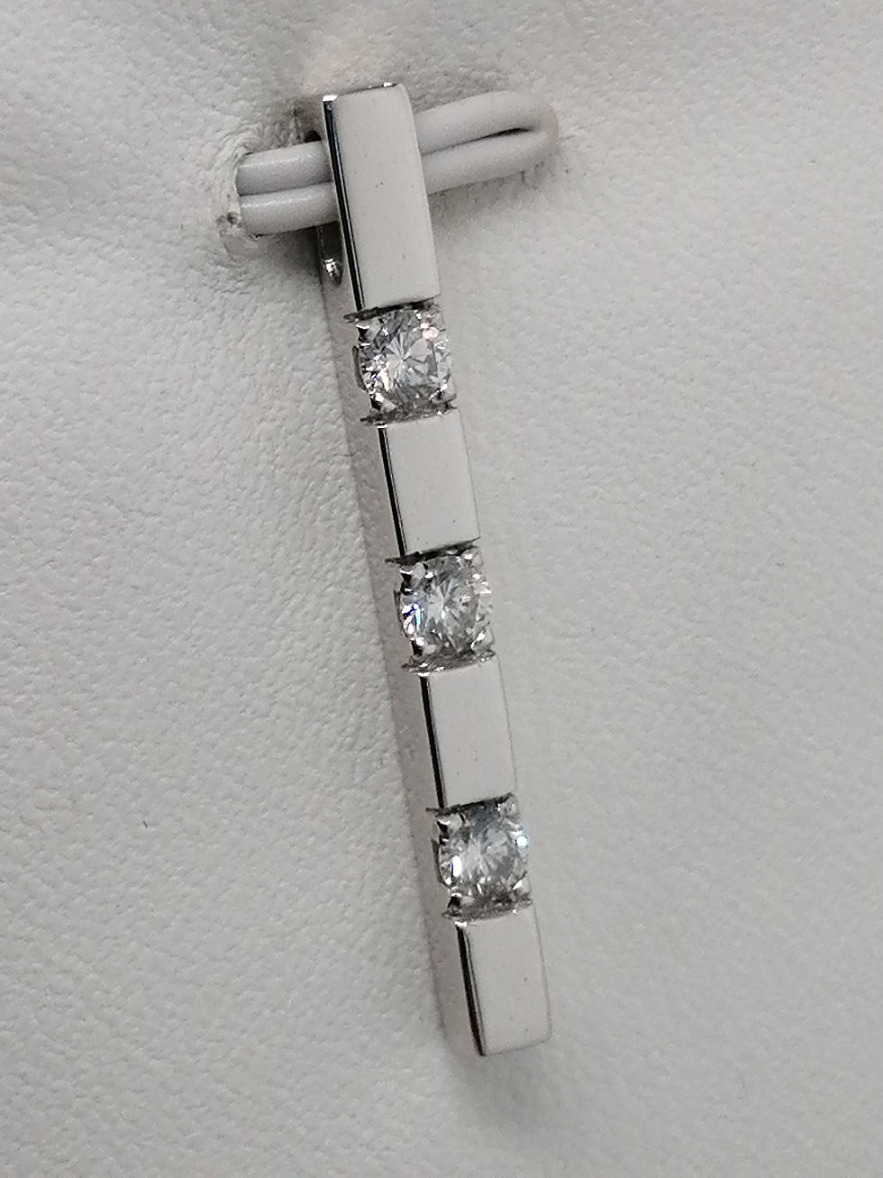 Thumbnail: 18ct White Gold Diamond 3 Stone Stick Pendant