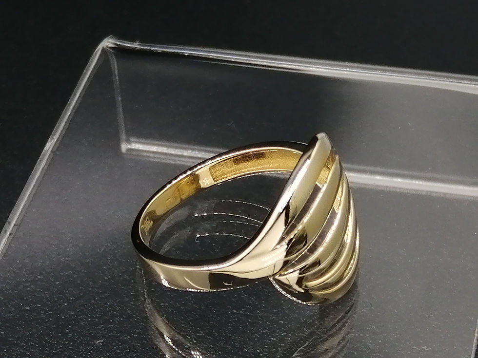 Thumbnail: 14ct Yellow Gold Waves Ring