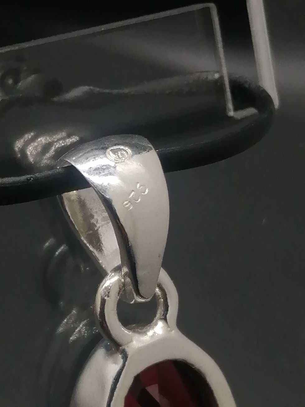 Thumbnail: 925 Silver Garnet Rub Over Oval Pendant