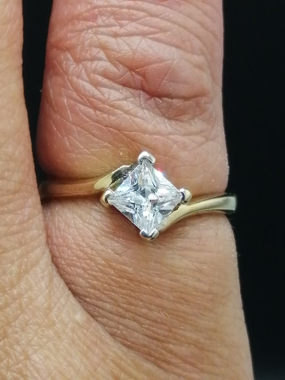Thumbnail: 9ct Yellow Gold CZ Square Twist Solitaire Ring