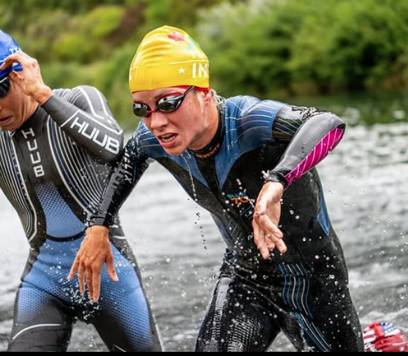 Miniature : 2023 Blue70 Helix Women's Wetsuit  - Medium (WM)