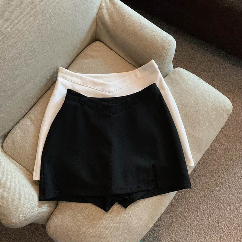 Thumbnail: Black and white skorts