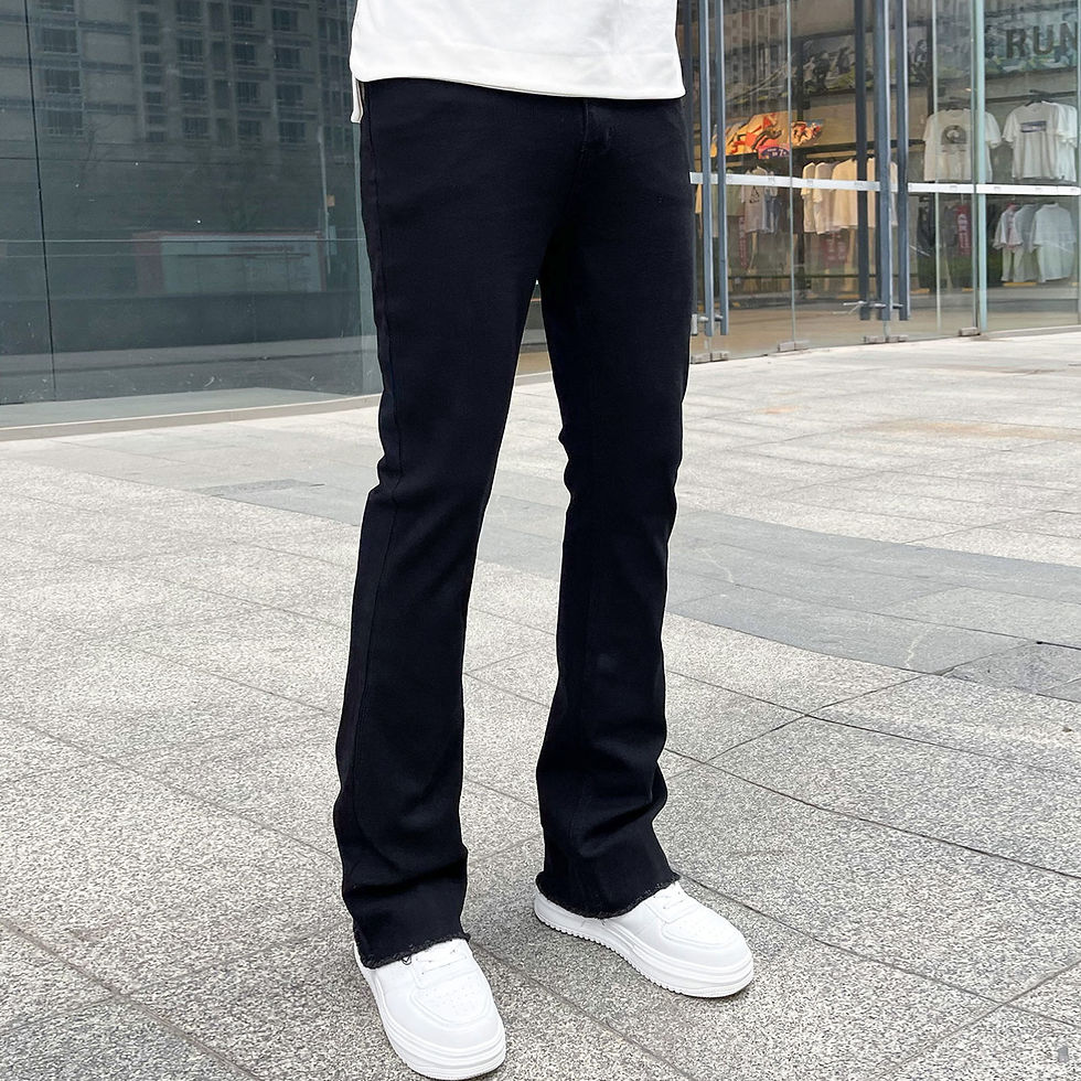 Thumbnail: Black pants and white sneakers