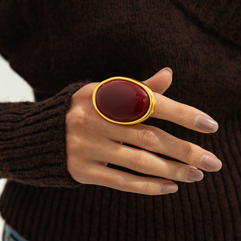 Thumbnail: New Vintage Geometry Red Black Oval Resin Finger Ring Women Fashion Elegant Ring