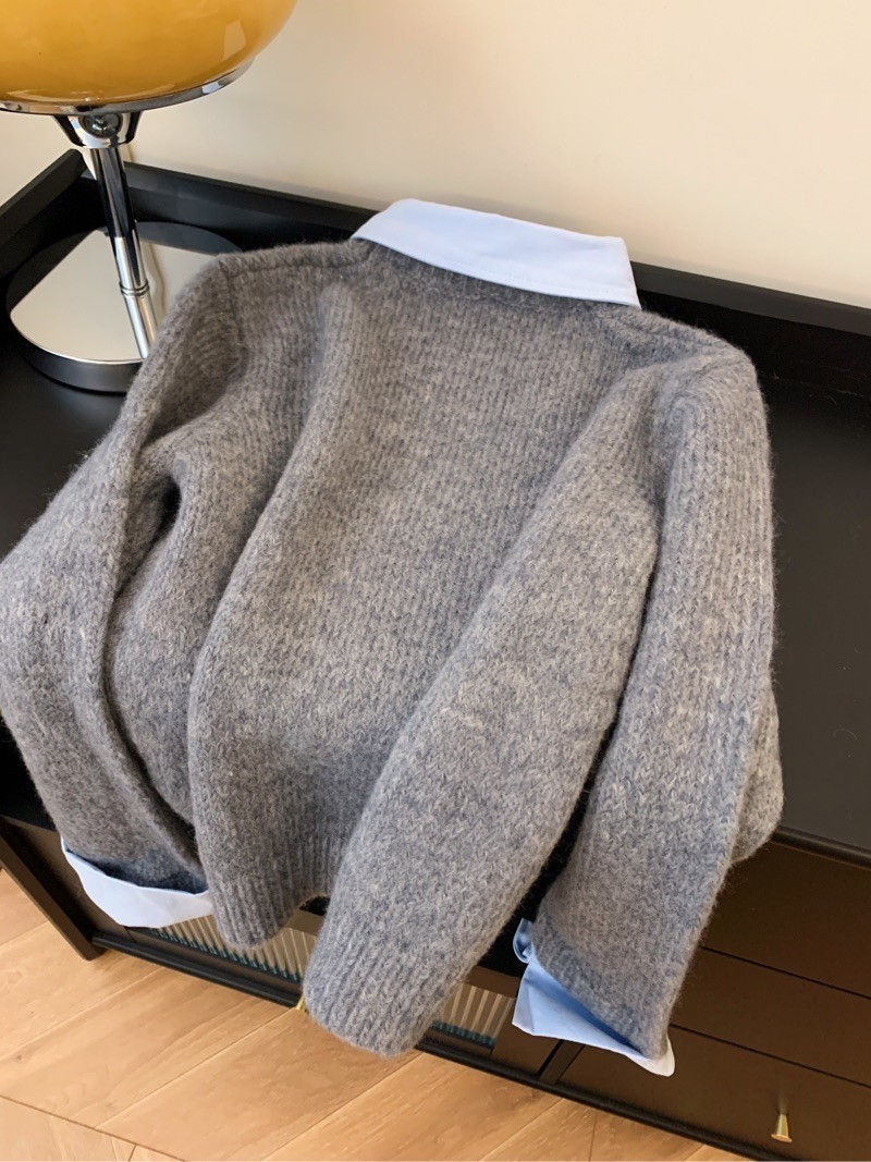 Thumbnail: Grey sweater with blue contrast collar