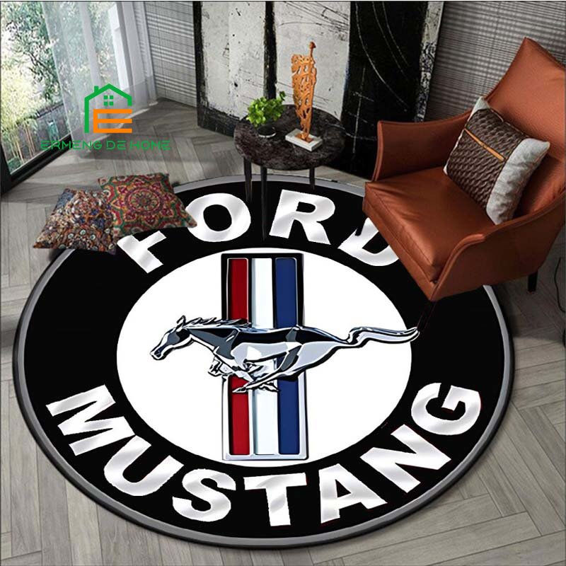 Round rug with Ford Mustang logo