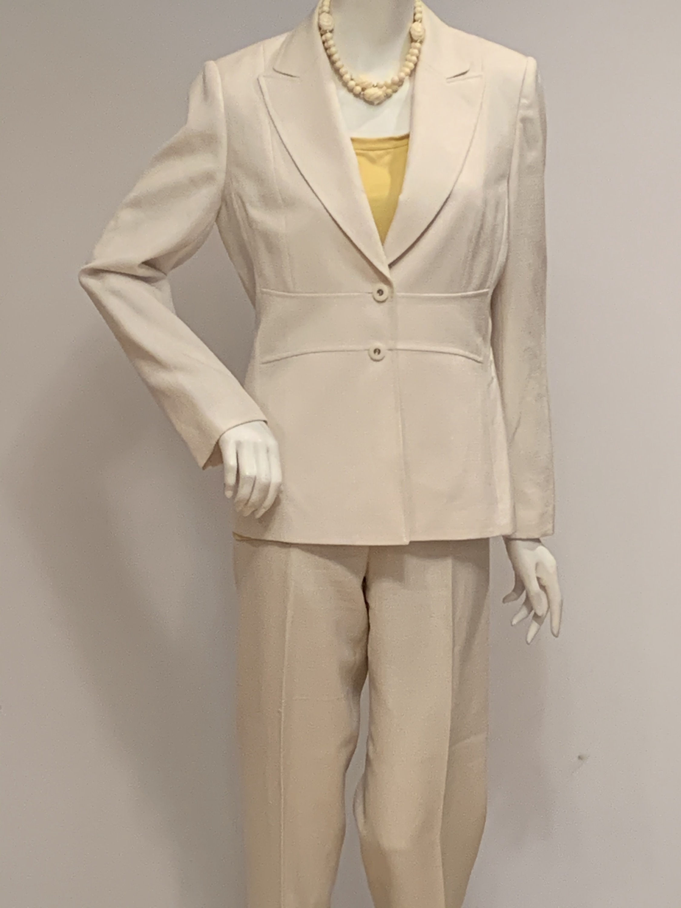 Tahari Off White Pant Suit
