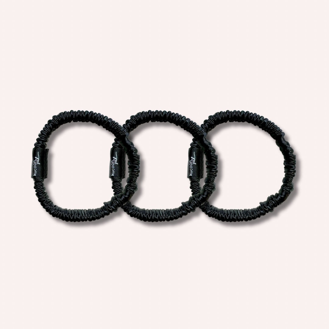 NOIR SKINNY SILK SCRUNCHIES