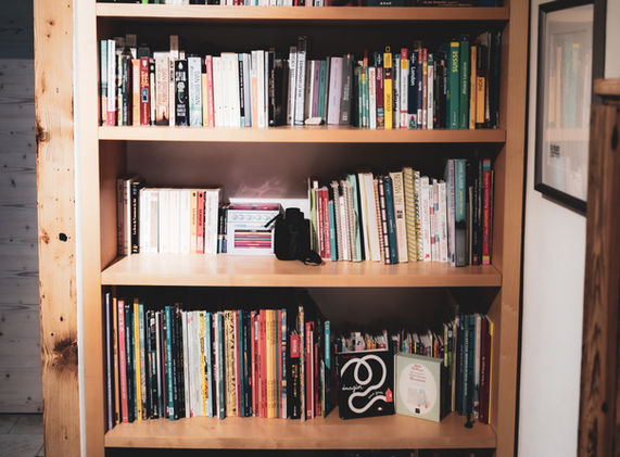 Salon-Chalet-cabane-rambert-tour-muveran-chambre-hote.jpeg