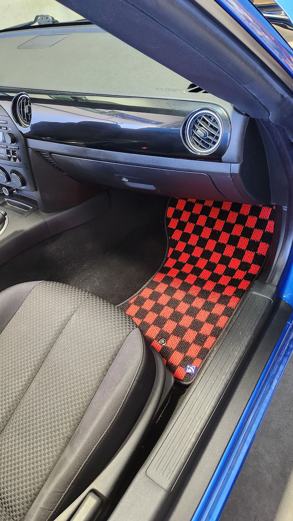 Thumbnail: Chikara JDM Checkered Floor mats for 2006-2015 NC Miata LHD MX5 LHD