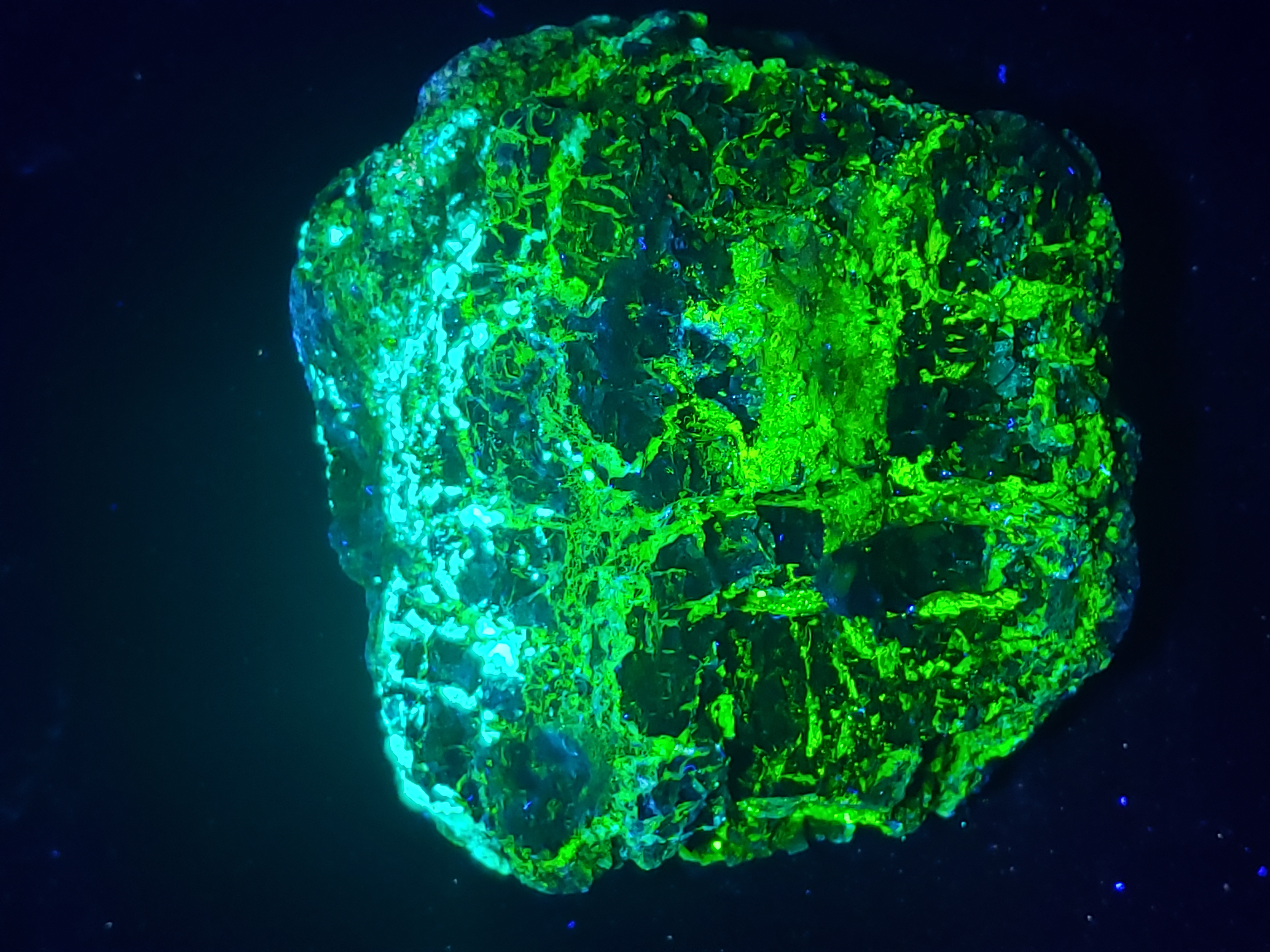 Ruby・Radio-Active Radioactive Minerals for Sale