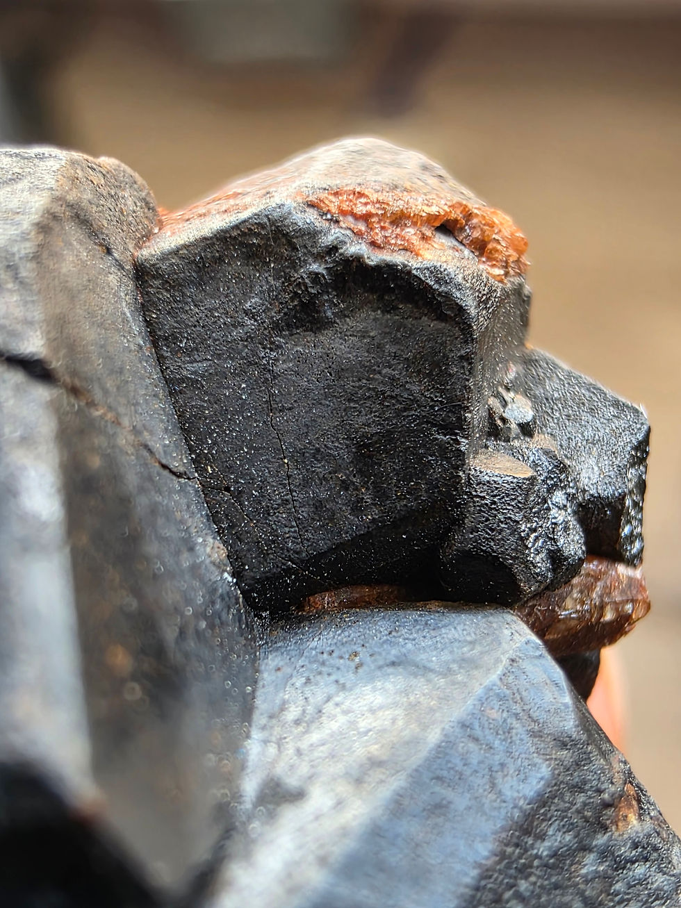 Thumbnail: Large Beautiful Fused Betafite Crystals 200k