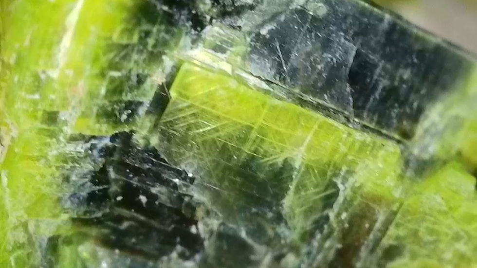 Thumbnail: Large and Well-Preserved Vintage Daybreak Mine Autunite