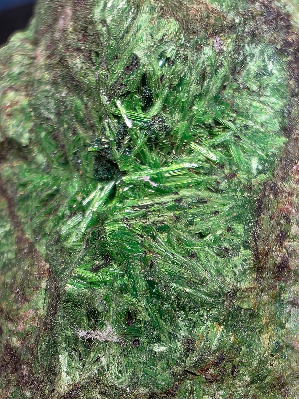 Thumbnail: 675k Well-Crystallized Cuprosklodowskite from Musonoi Mine