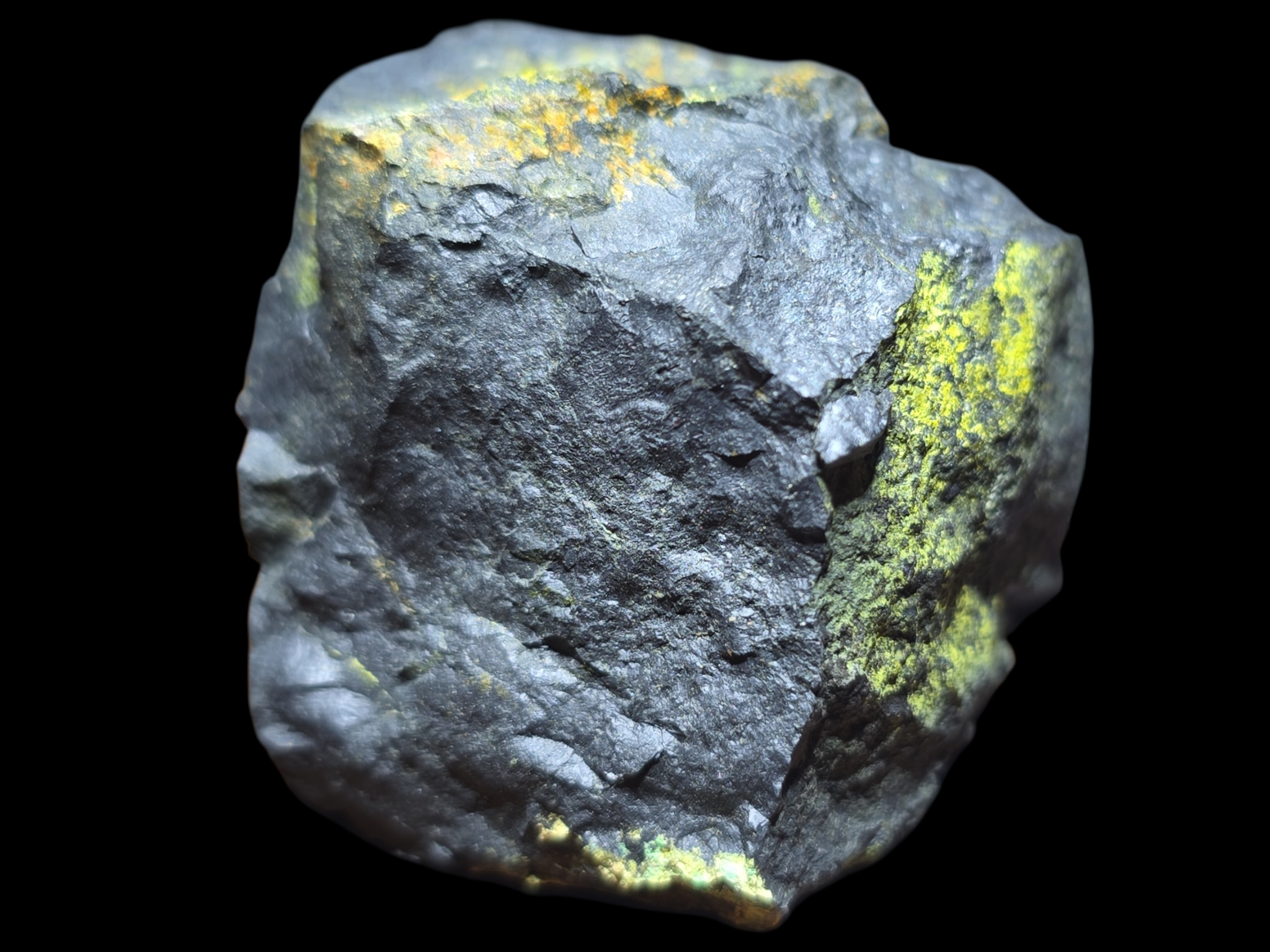 🔥1.35 Million CPM Uraninite, Astrocyanite, Kamotoite, Gummite -Shinkolobwe Mine