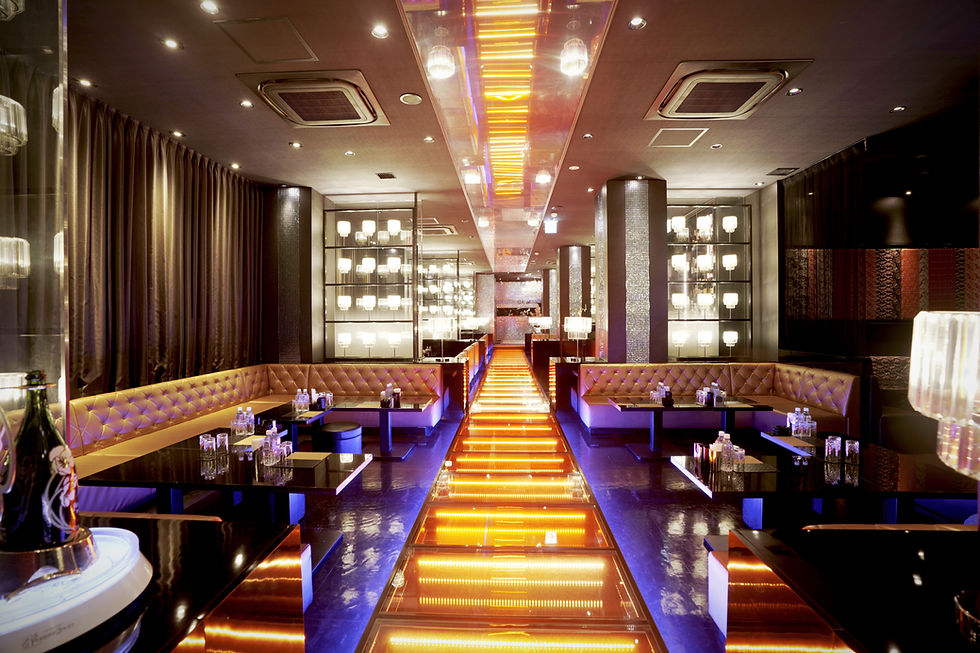 メインフロアー