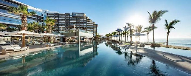 Luxury adults only resort Los Cabos