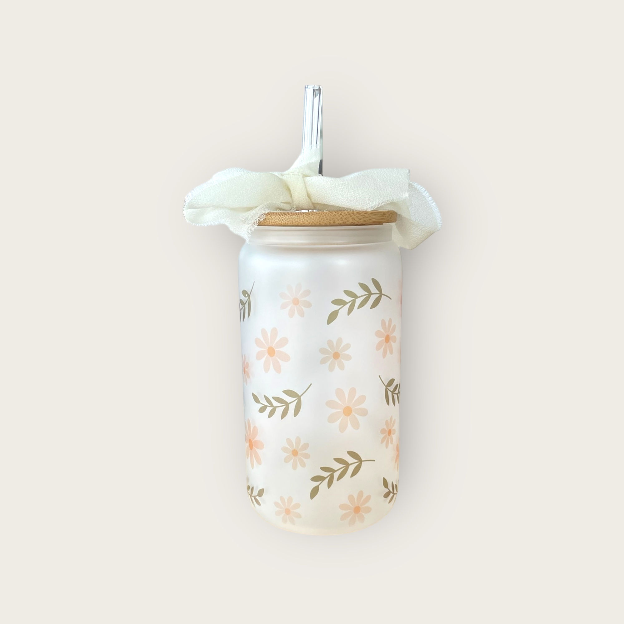 Tazza di vetro con motivo a prato fiorito