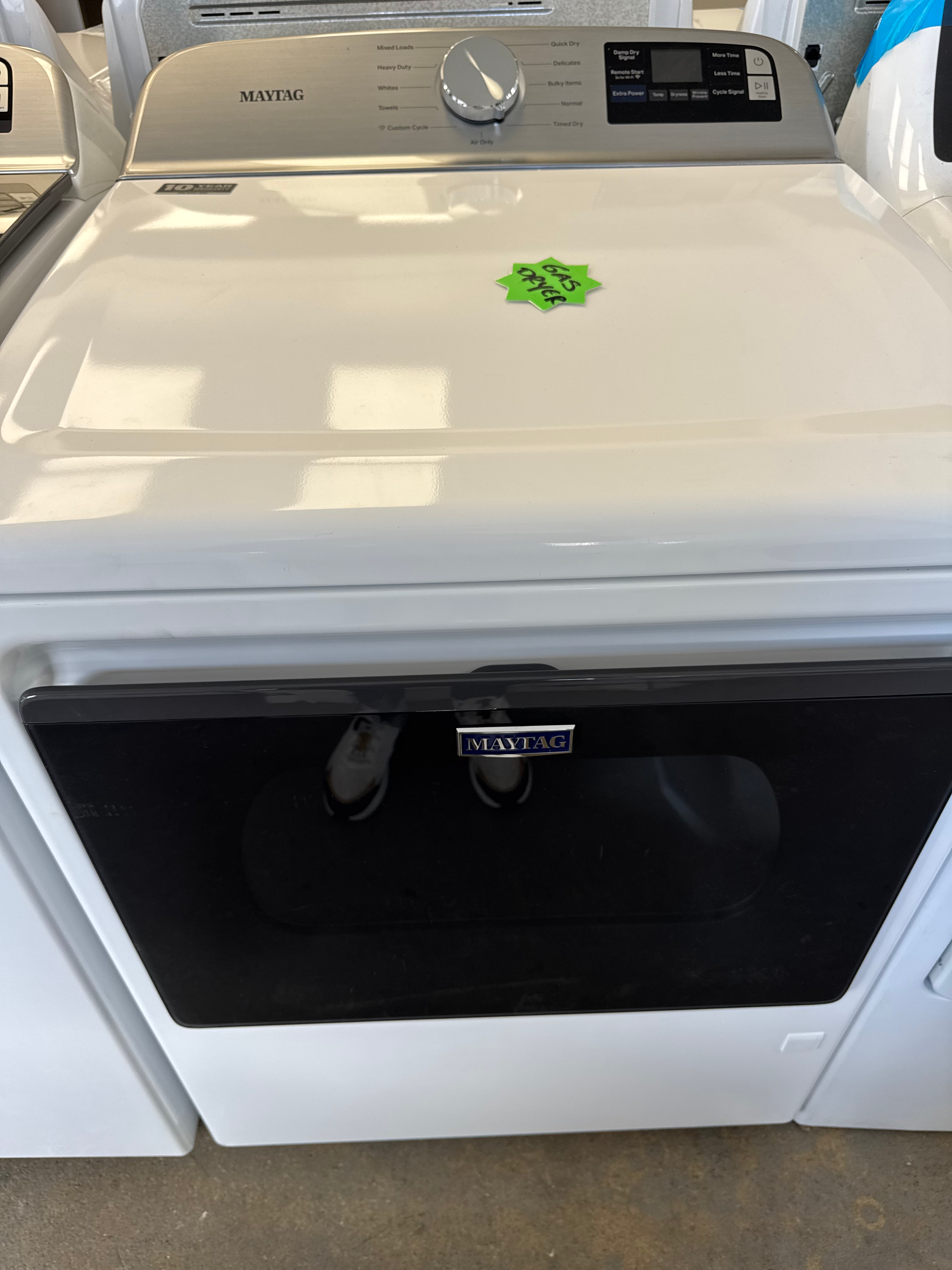 Maytag - 7.4 Cu. Ft. Smart Gas Dryer
