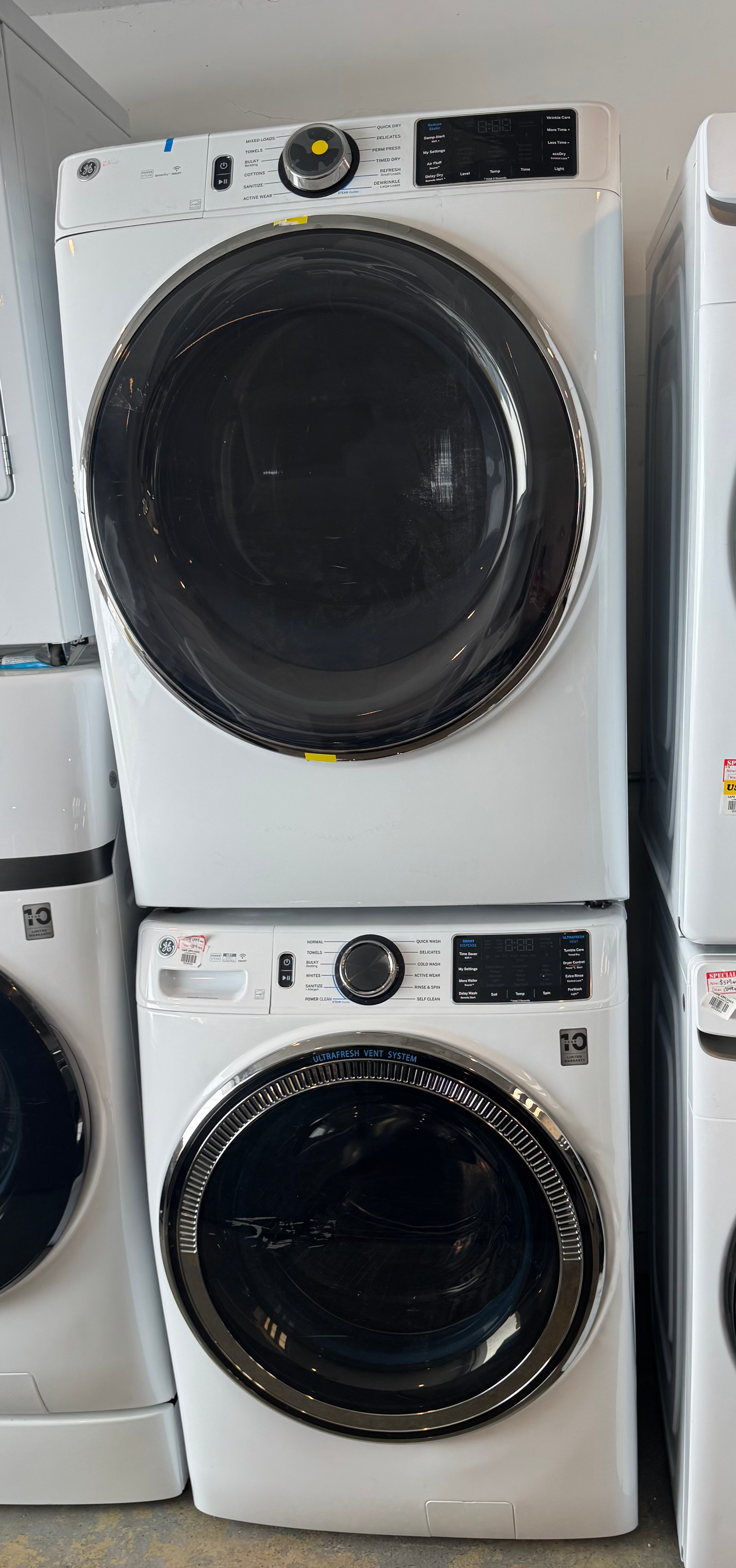 SET GE 5.0 Cu. Ft. Smart Front Load Washer Steam & 7.8 Cu. Ft. Electric Dryer