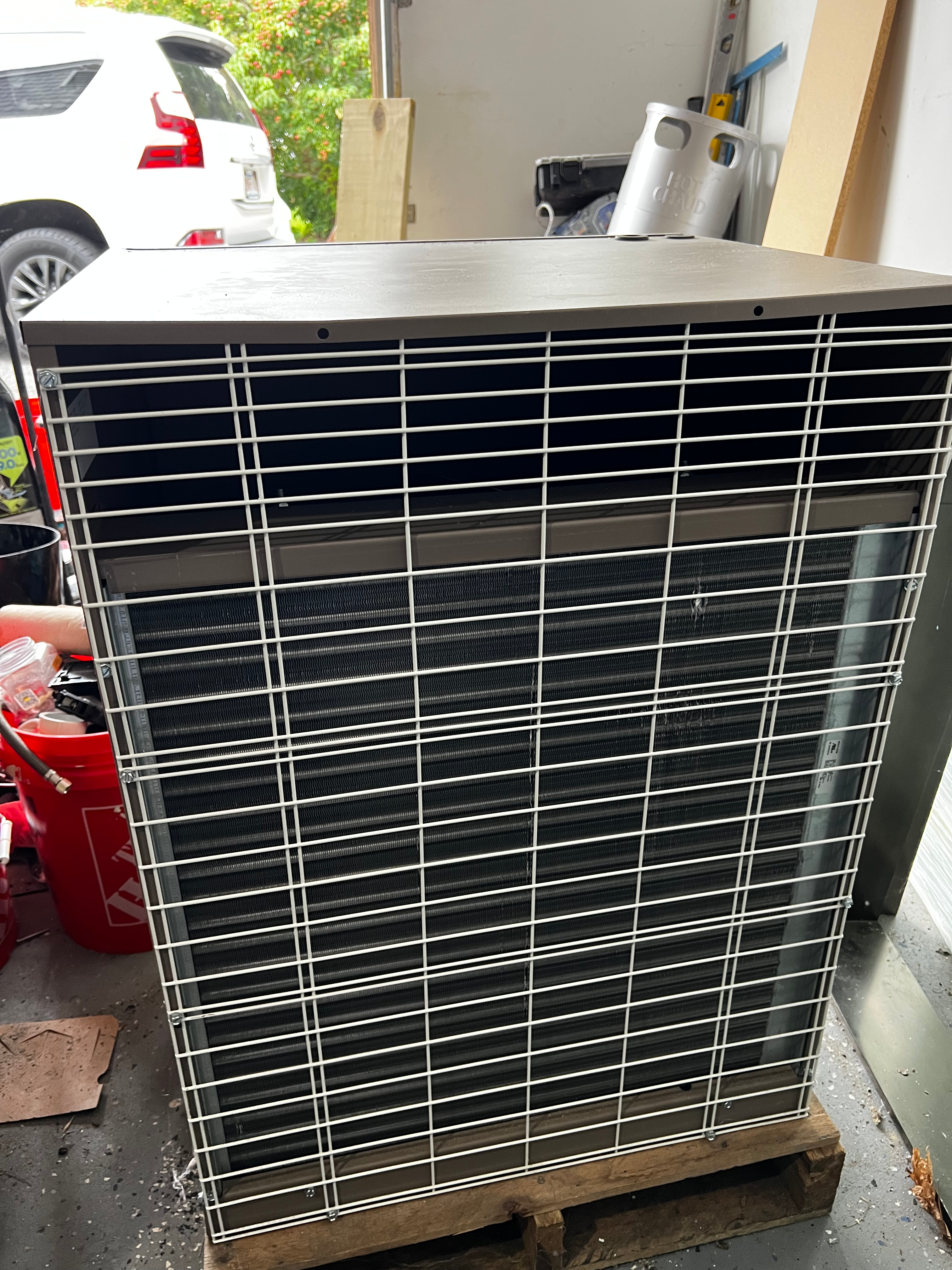 NEW  2.0-Ton Heat Pump 24W x 32H