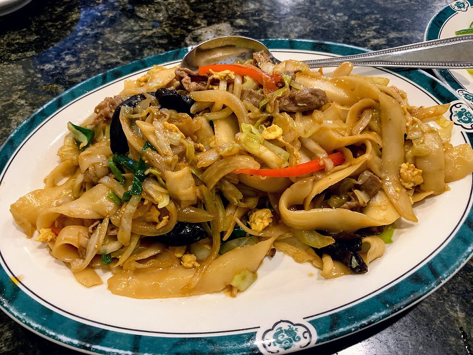 LAMB KNIFE-SHAVED PAN FRIED NOODLE