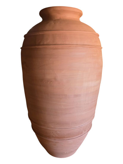 Dev toprak küp