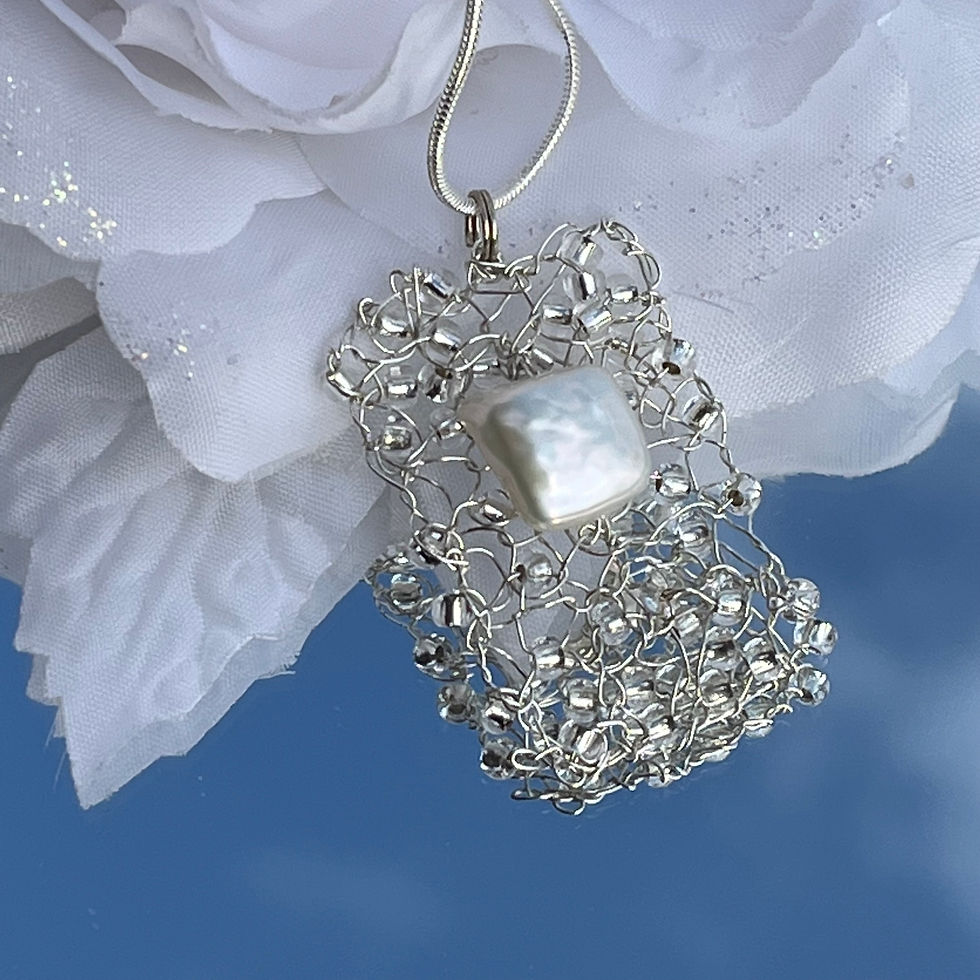 Knitted freshwater pearl pendant