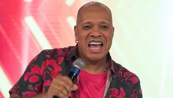 Cantor Anderson Leonardo, do Grupo Molejo, morre aos 51 anos, no Rio.