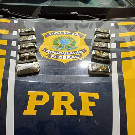 Homem é preso por tráfico interestadual de haxixe na Rodovia Fernão Dias.