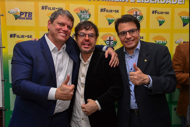 CRUZADO DE DIREITA, EDUARDO NEGRAO
