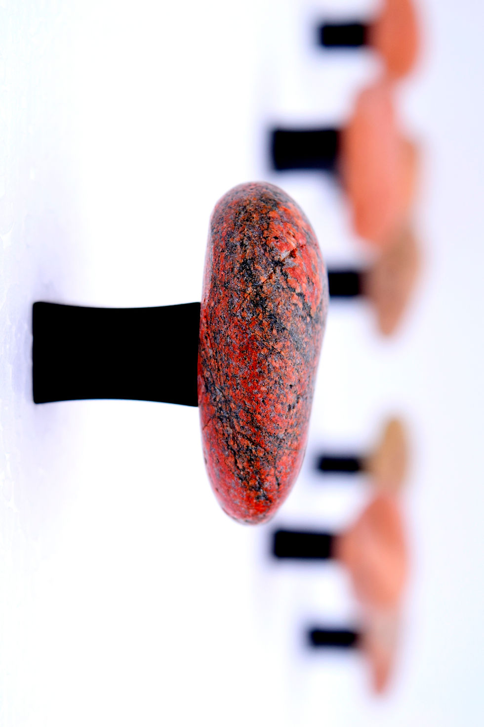 Miniatura: Beach stone cabinet pull. Baltic sea rock knob pull for drawer or doors. Pebble stone handles. Cabinet Stone Drawer Pulls