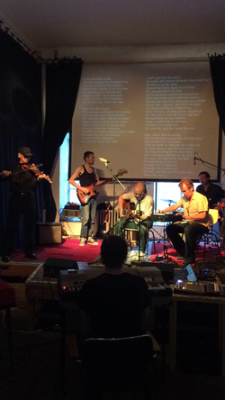 2015-07-21 11.13.58_edited.jpg