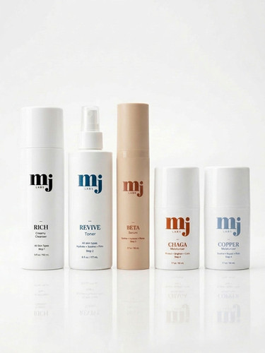 Acne Safe, Anti-Aging Skincare for Sensitive Skin
Barrier Repair Bundle On Sale Includes cleanser, toner, serum and moisturizers.