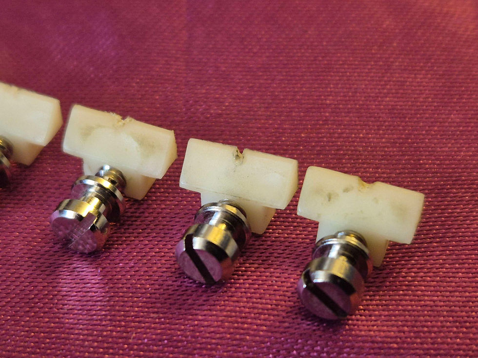 Thumbnail: ☆SOLD☆ Gibson Nylon Saddles with Screws for ABR-1 Bridge