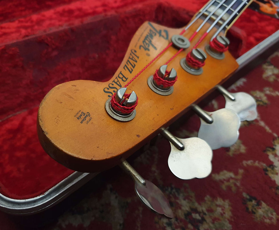Thumbnail: ☆SOLD☆ Fender Jazz Bass Olympic White Vintage 1971 - John Meyer Collection