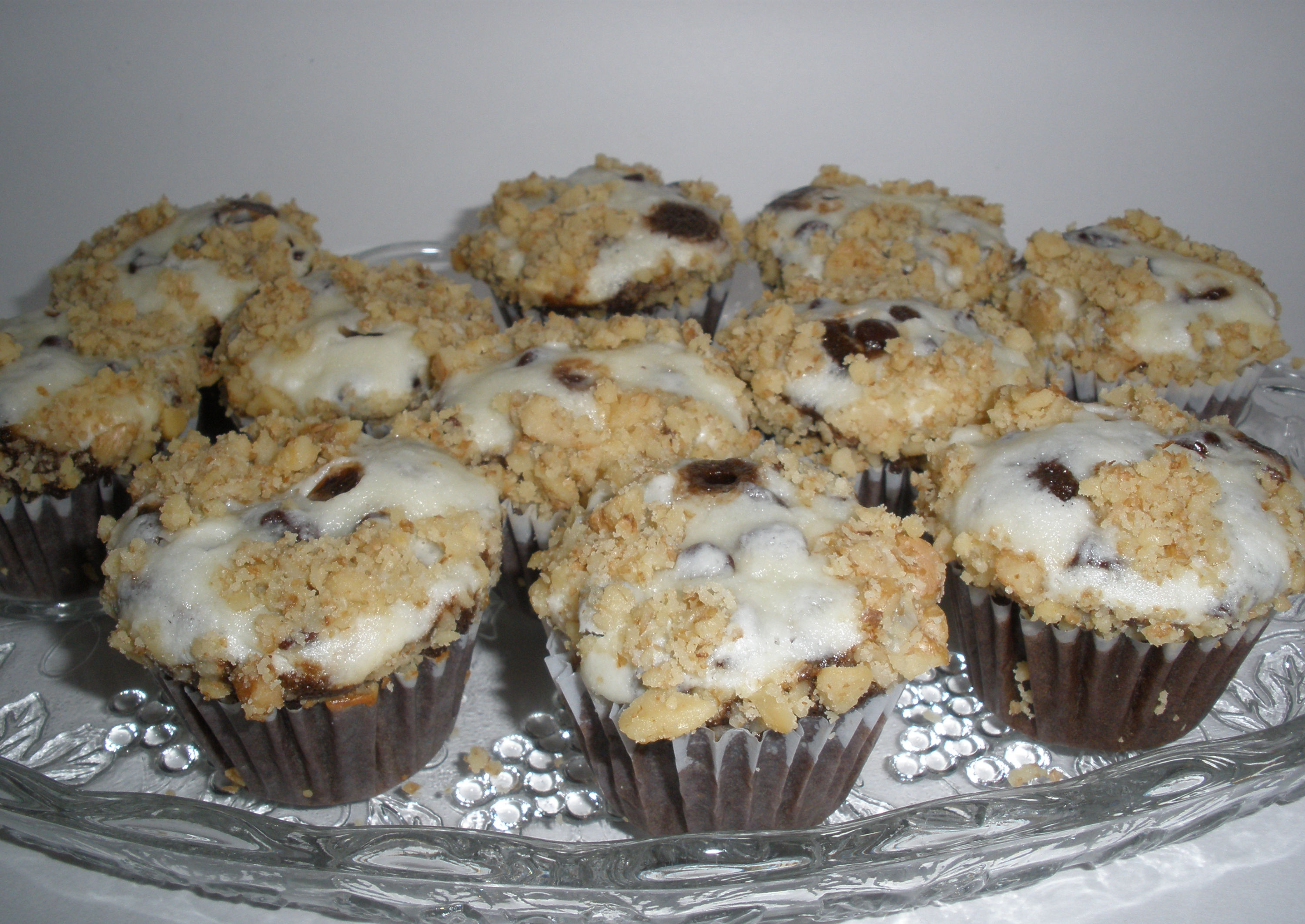 Walnut Chocolate Bites (1 doz)