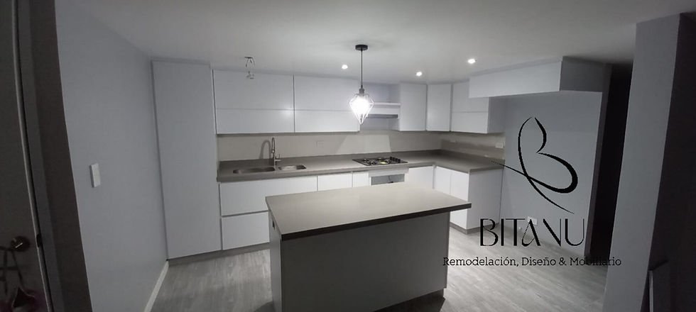 Cocina integral blanca con isla abierta al salón Bitanu Pereira Dosquebradas Santa Rosa de Cabal