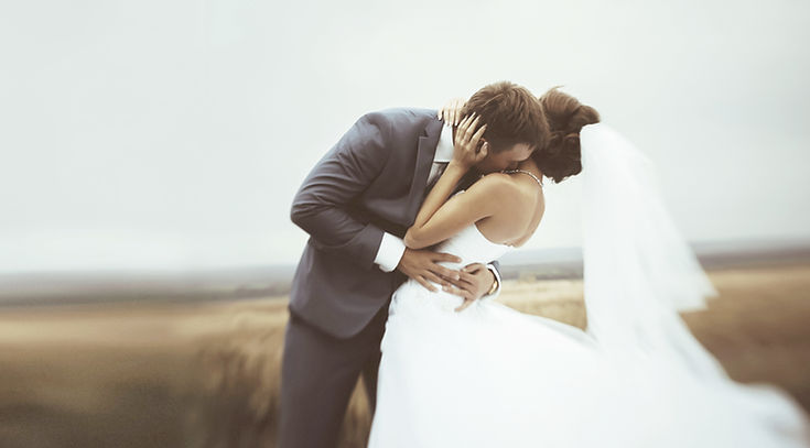 Abrazo de boda