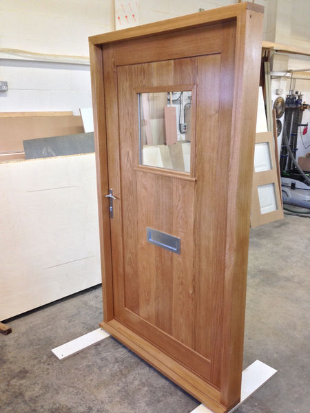 12- Solid Oak Front Door & Frame.JPG