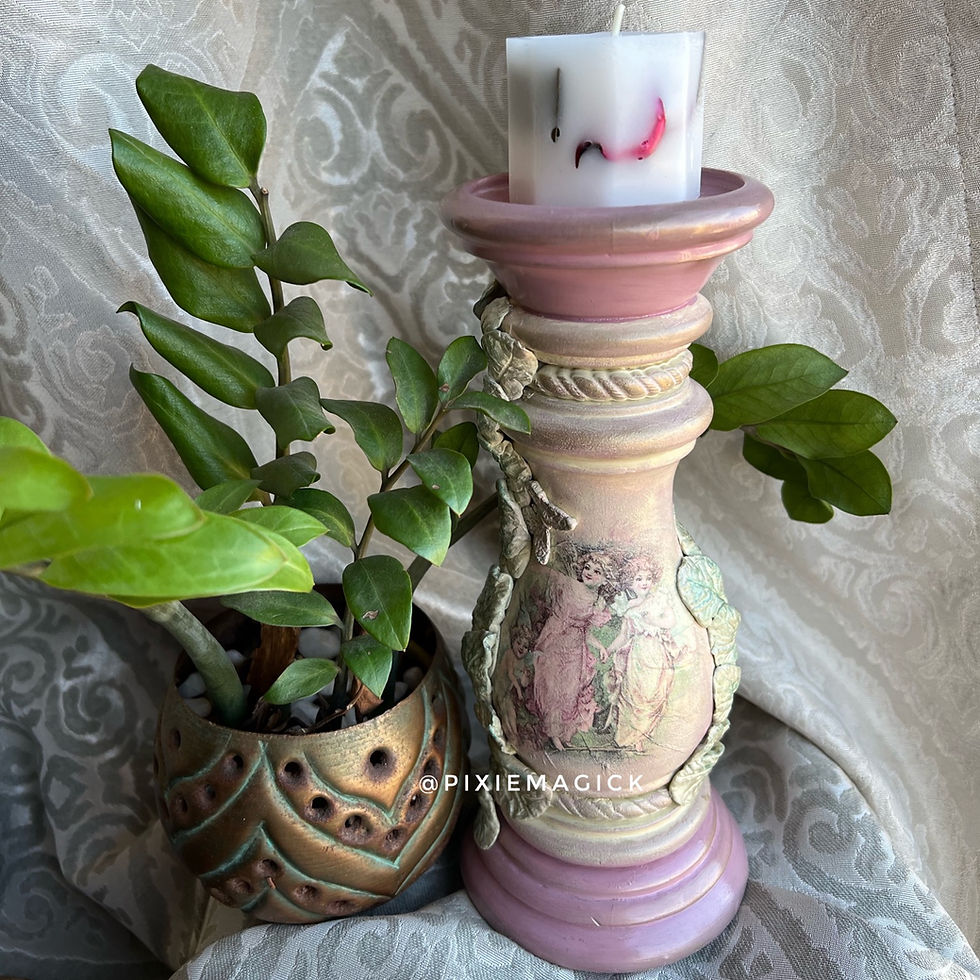 Thumbnail: Decoupage candle stand