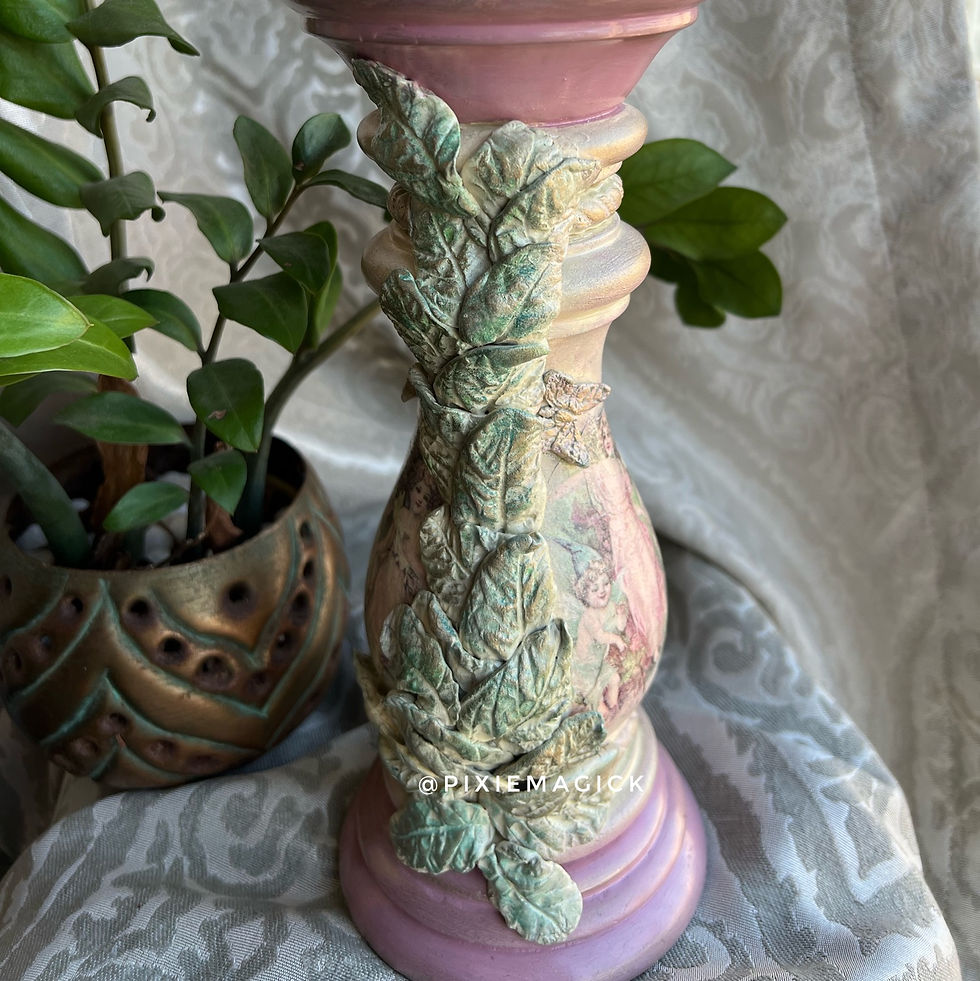 Thumbnail: Decoupage candle stand