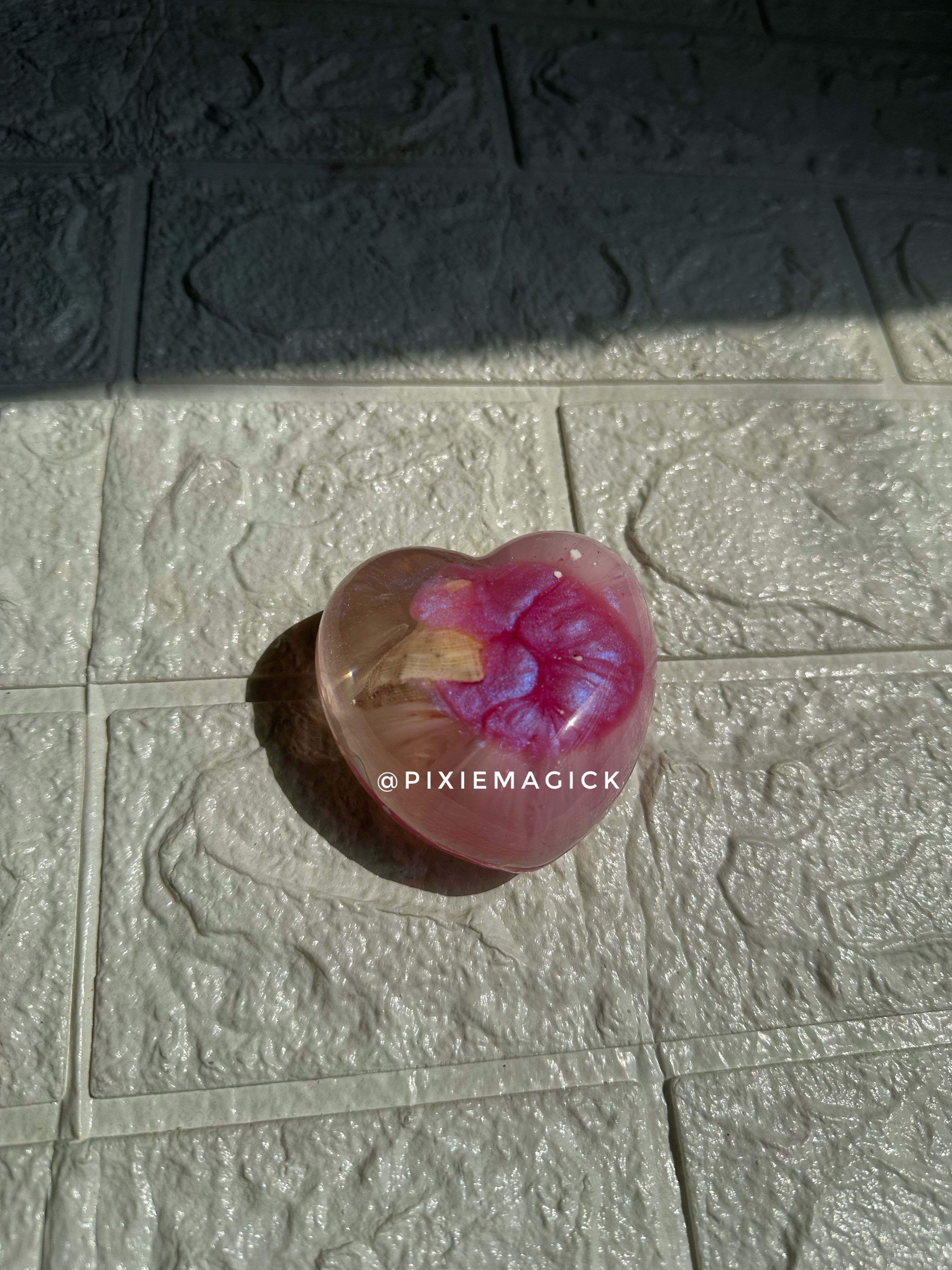 Love bloom paper weight