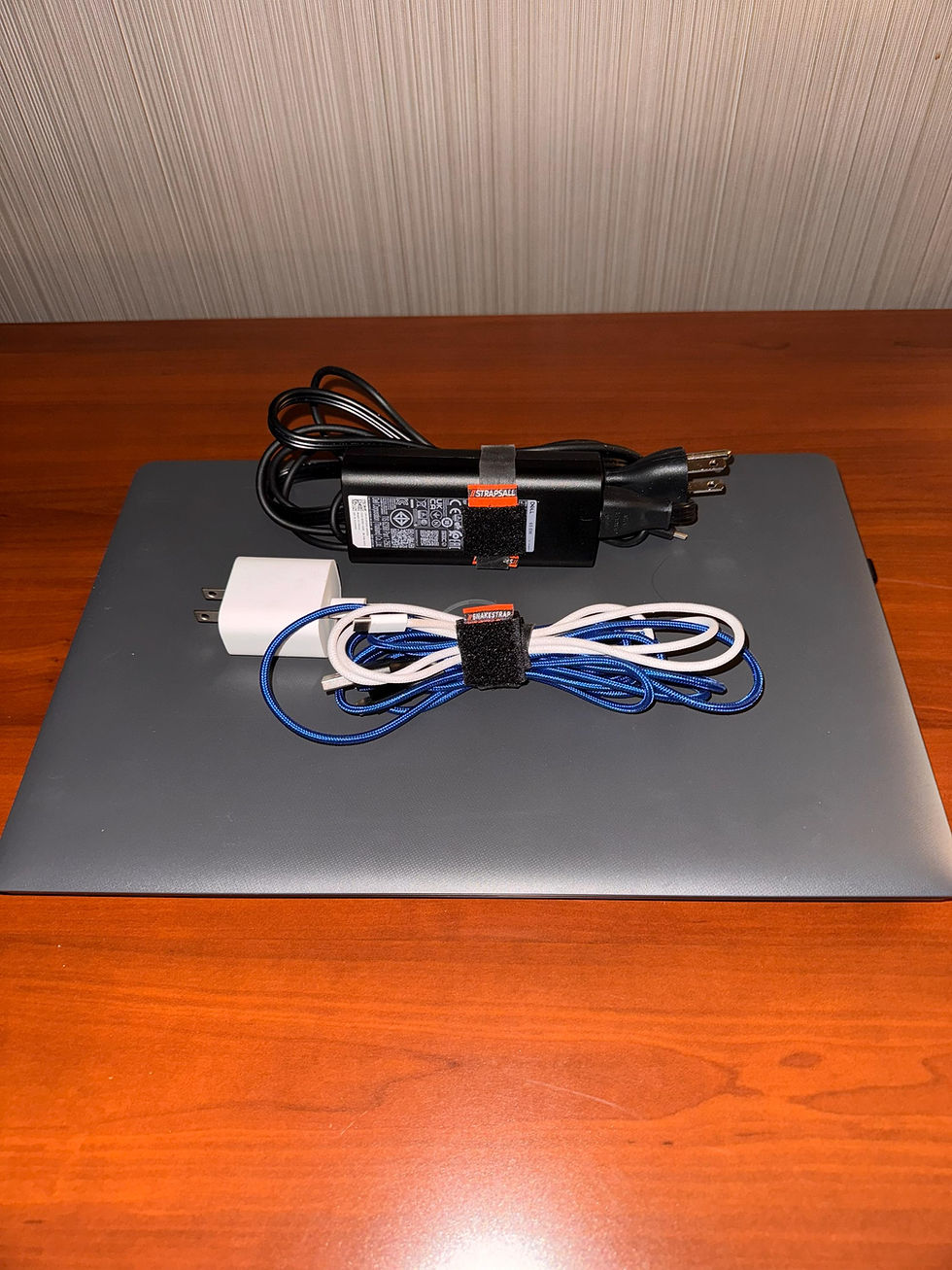 Thumbnail: SnakeStrap™ Mini: Cable Management & Organization - 5 Pack